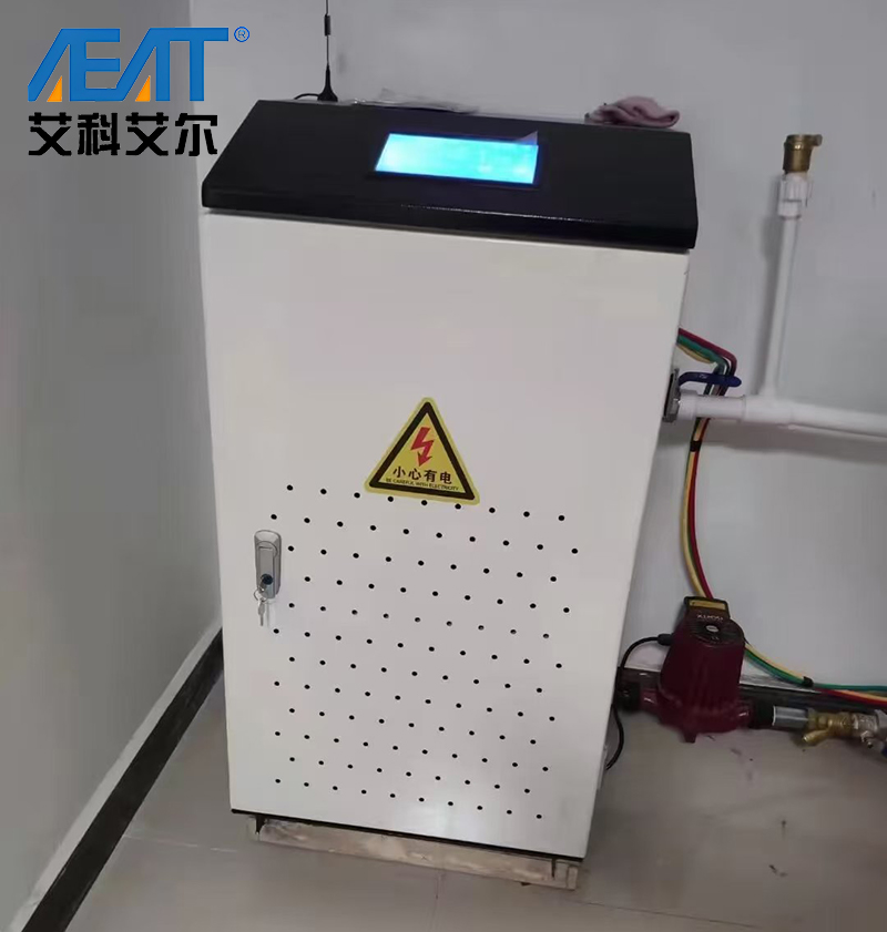 北京某学校90KW电热水机组